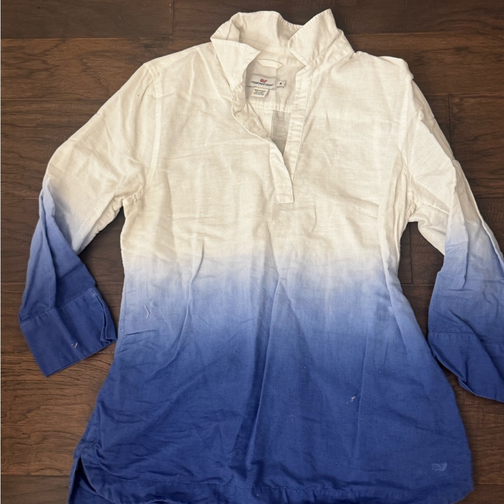 Vineyard Vines White and Blue Relaxed Tunic